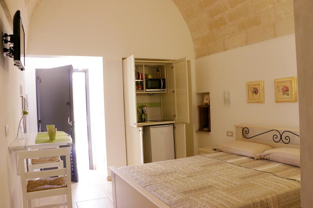 Residence Spadalunga San Michele Salentino Zimmer foto